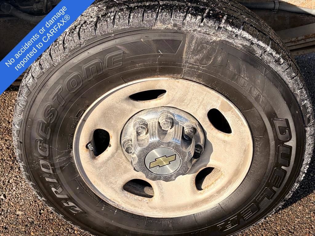 Used 2016 Chevrolet Express 2500 Extended image 10