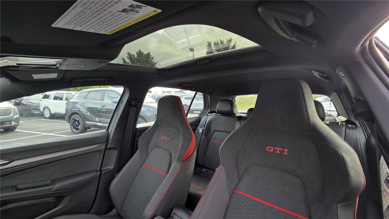 New 2026 Volkswagen GTI SE FWD image 25