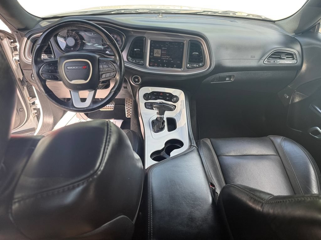 Used 2021 Dodge Challenger SXT w/ Plus Package RWD image 10
