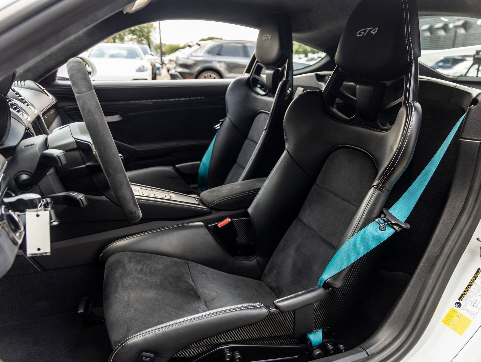 Used 2020 Porsche 718 Cayman GT4 RWD image 5
