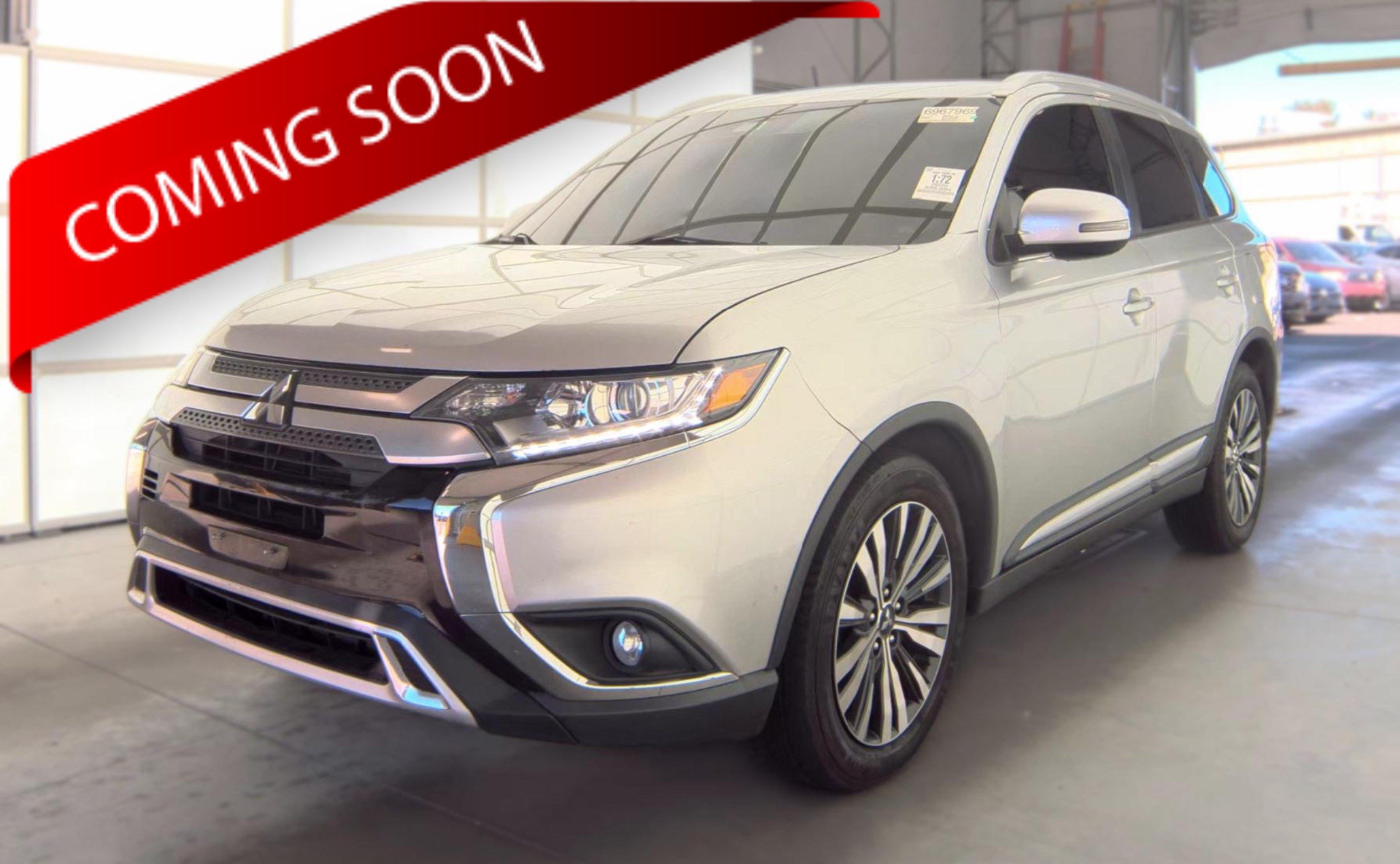 Used 2020 Mitsubishi Outlander SE FWD image 1