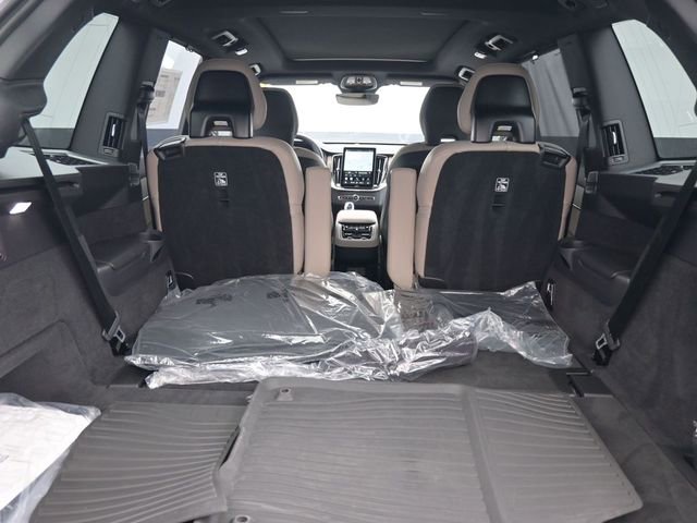 New 2026 Volvo XC90 B6 Ultra w/ Protection Package Premier image 32
