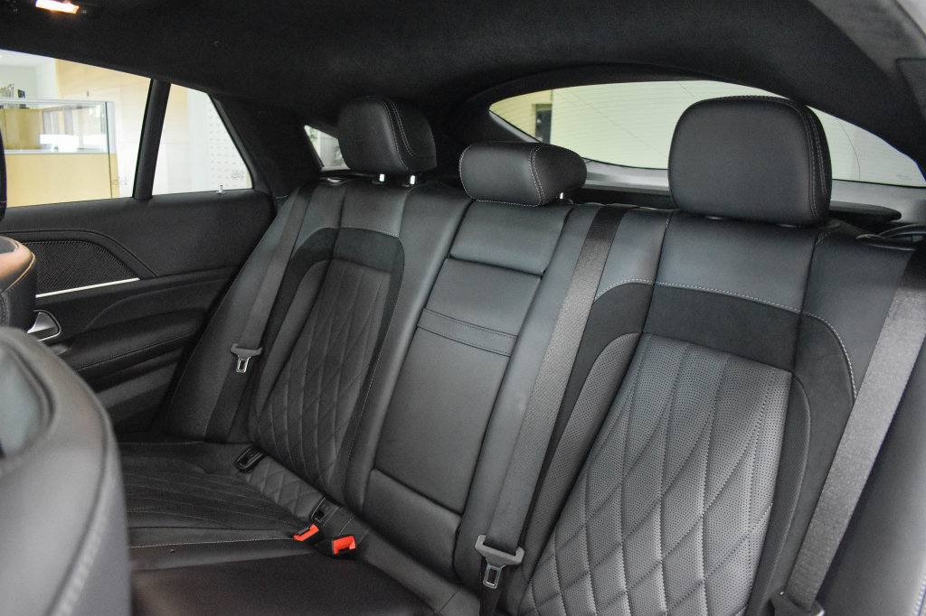 Used 2024 Mercedes-Benz GLE 63 AMG S image 32