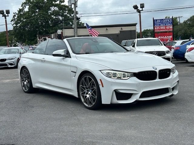 Used 2017 BMW M4 Convertible RWD image 2