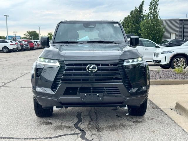 Used 2025 Lexus GX 550 w/ Cold Area Package AWD/4WD image 3
