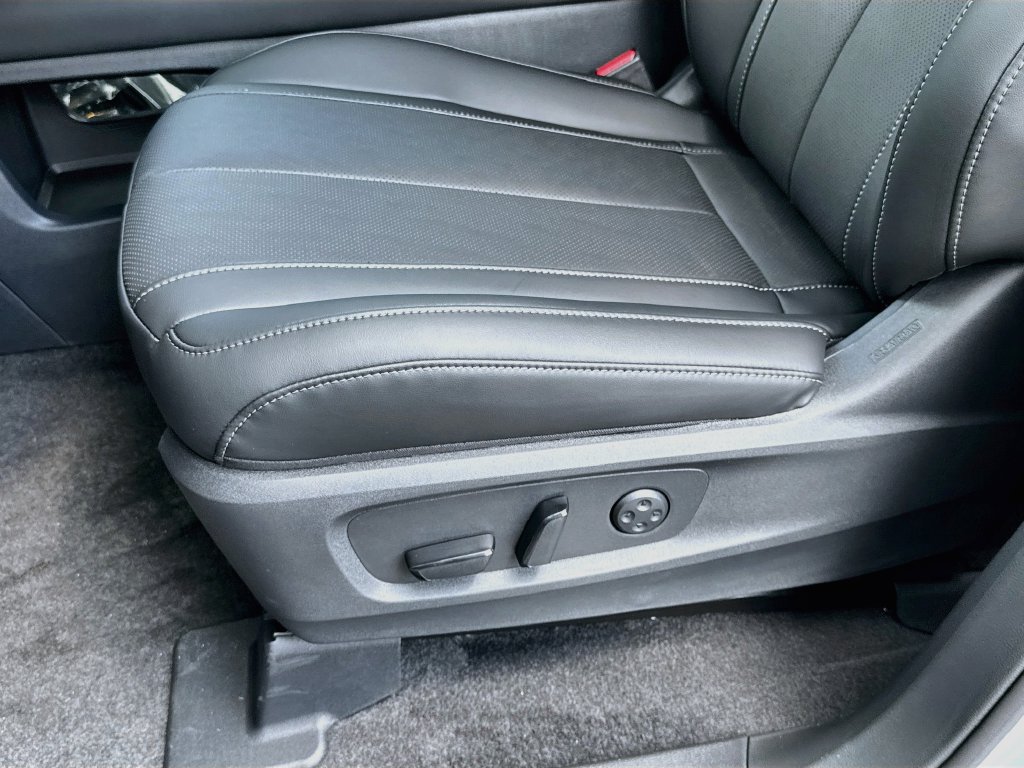 New 2027 INFINITI QX60 Luxe w/ Cargo Package FWD image 20