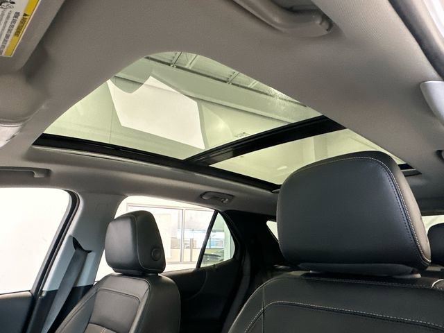 Used 2023 Chevrolet Equinox Premier image 29