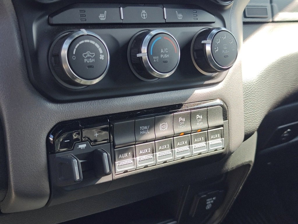 Used 2023 RAM 2500 Big Horn w/ Level 1 Equipment Group image 20