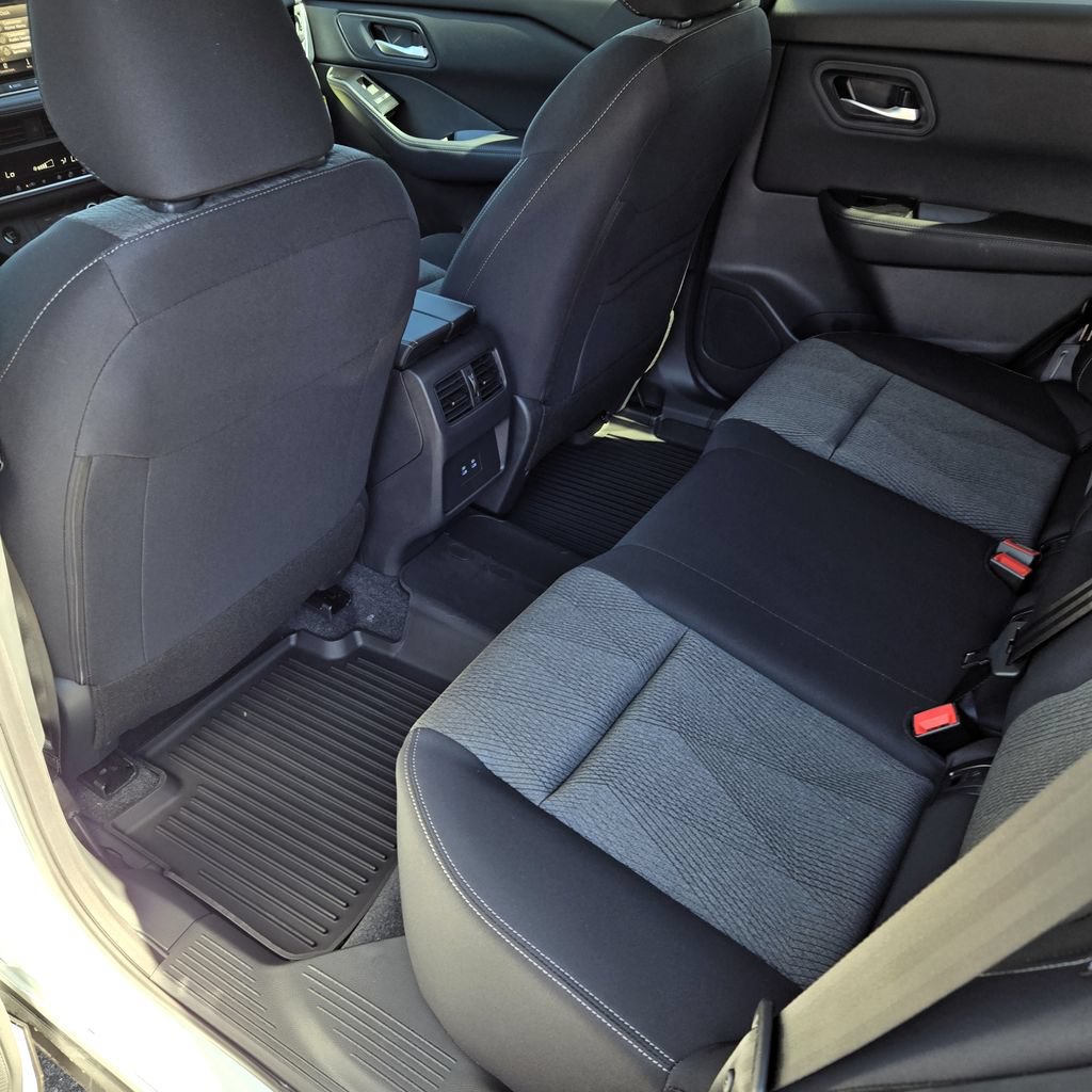 New 2026 Nissan Rogue SV w/ Cold Weather Package FWD image 10
