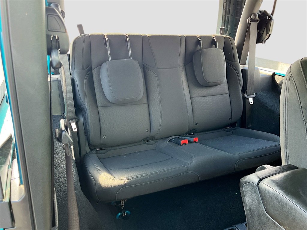 Certified 2019 Jeep Wrangler Sport image 24