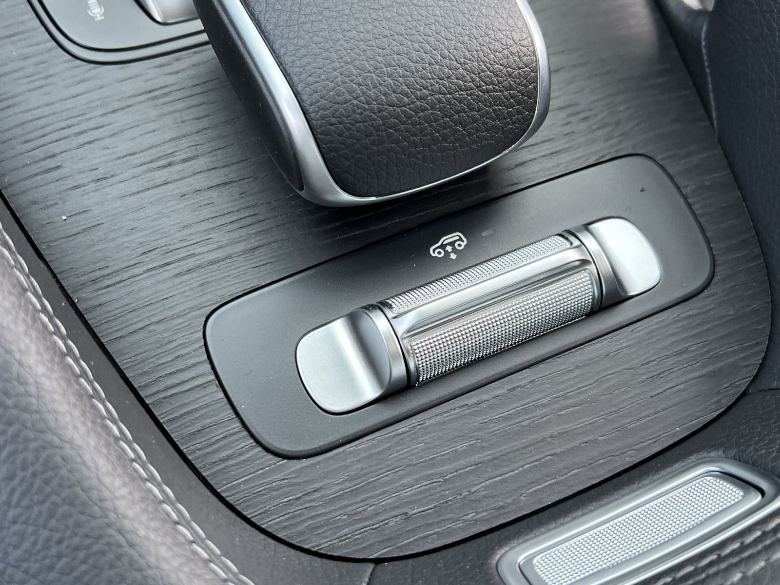 New 2027 Mercedes-Benz GLS 450 4MATIC image 42
