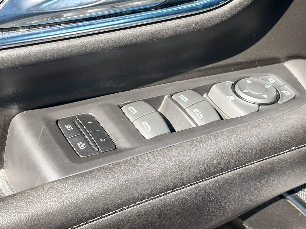 Used 2023 Chevrolet Tahoe LT image 46