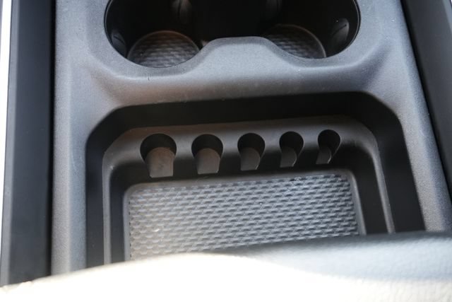 Used 2021 RAM 1500 4x4 Crew Cab image 39
