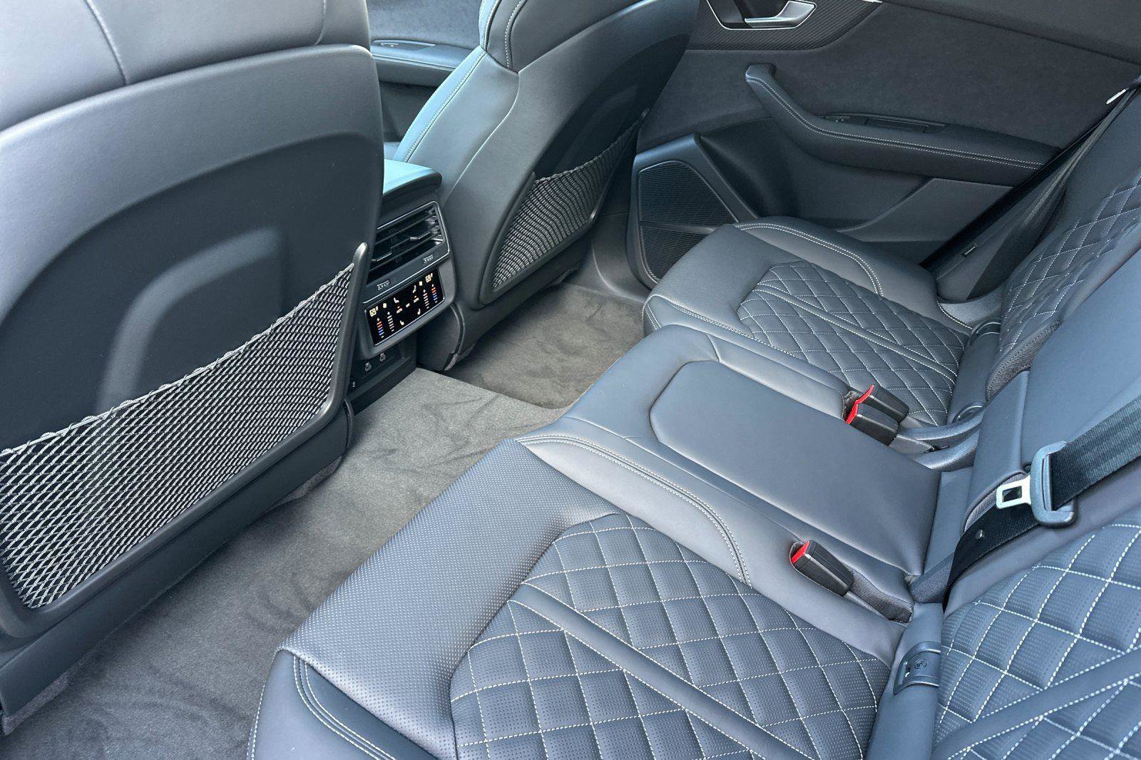 New 2026 Audi SQ8 Premium Plus image 11