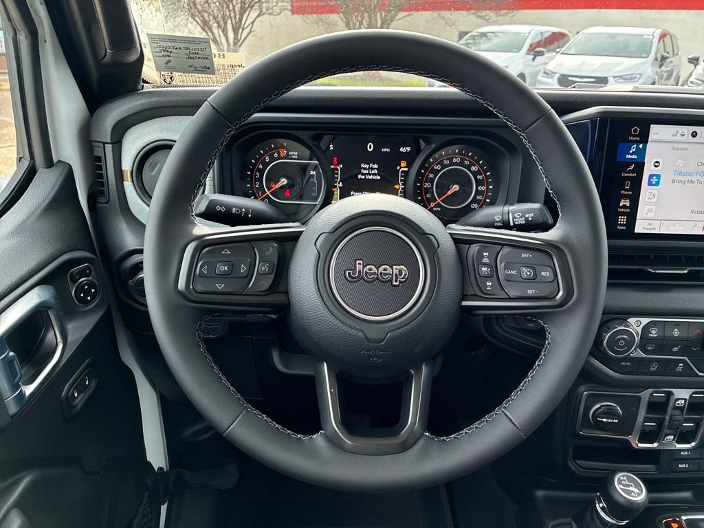 New 2026 Jeep Gladiator Sport AWD/4WD image 17