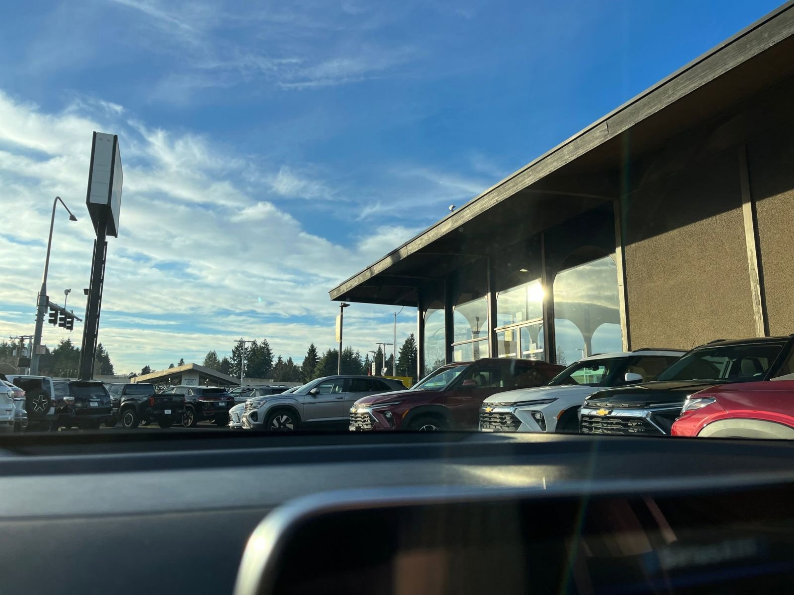 Used 2025 Nissan Sentra SV image 17