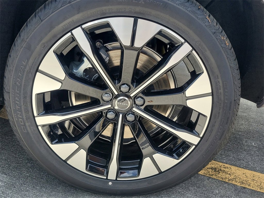 New 2026 Volvo XC60 T8 Ultra w/ Protection Package Premier image 5
