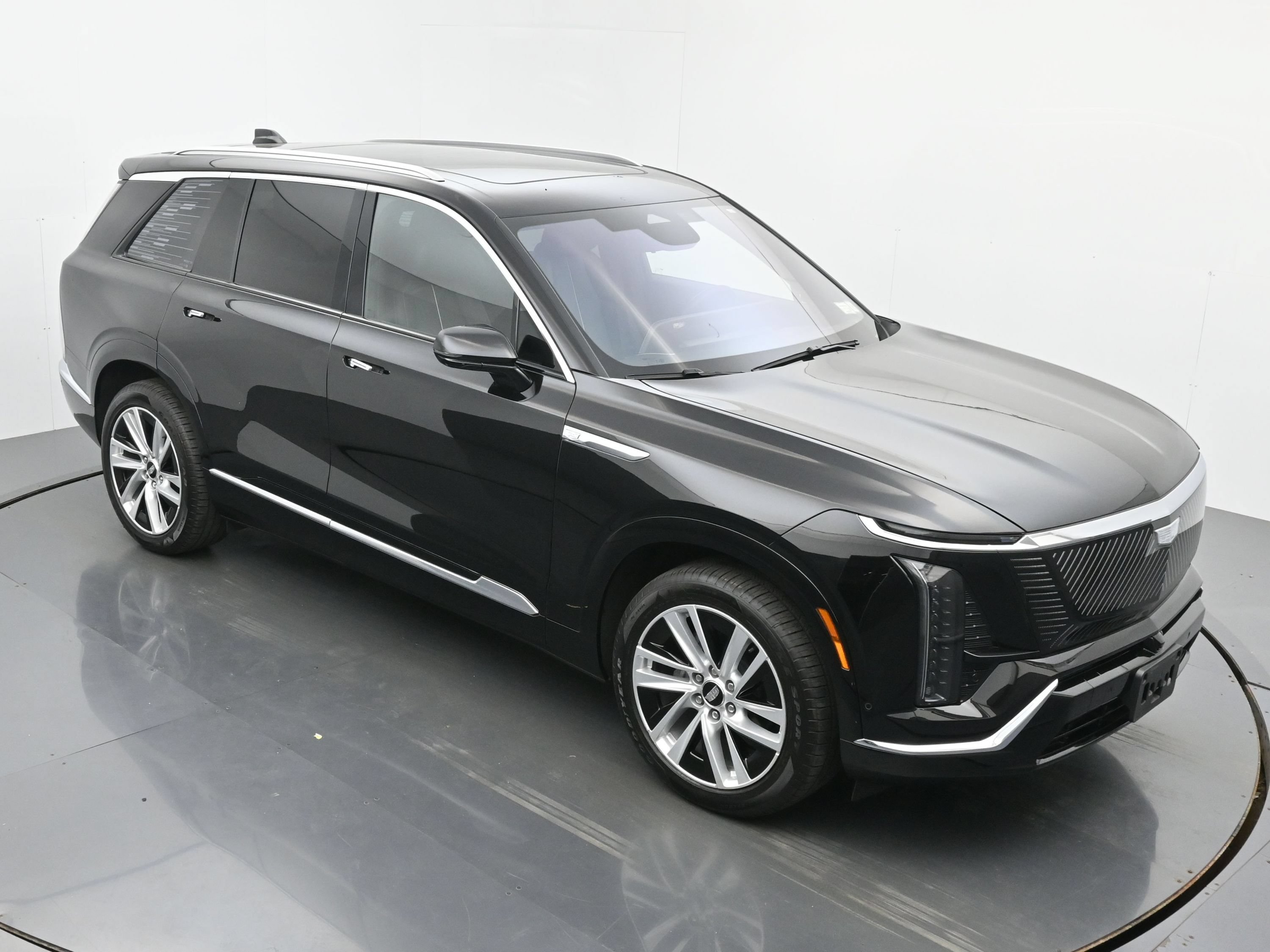 New 2026 Cadillac Vistiq Premium Luxury w/ LPO, Floor Liner Package AWD/4WD image 29