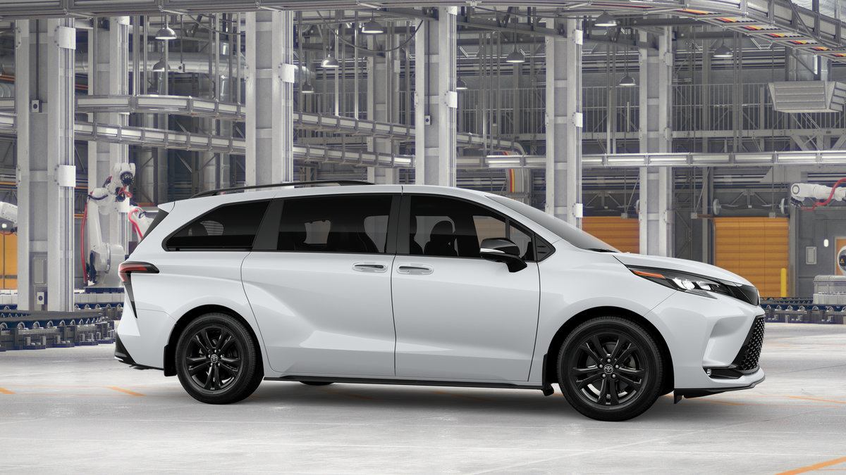 New 2026 Toyota Sienna XSE AWD/4WD image 13