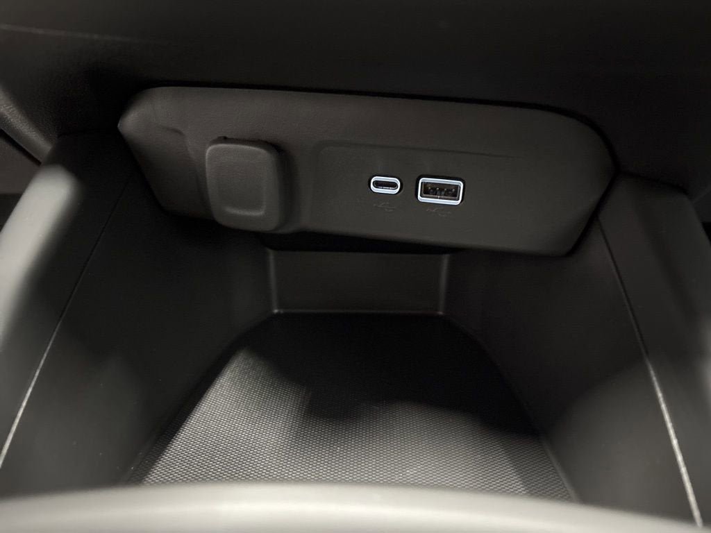 New 2026 Chevrolet Trax RS w/ Driver Confidence Package FWD image 21