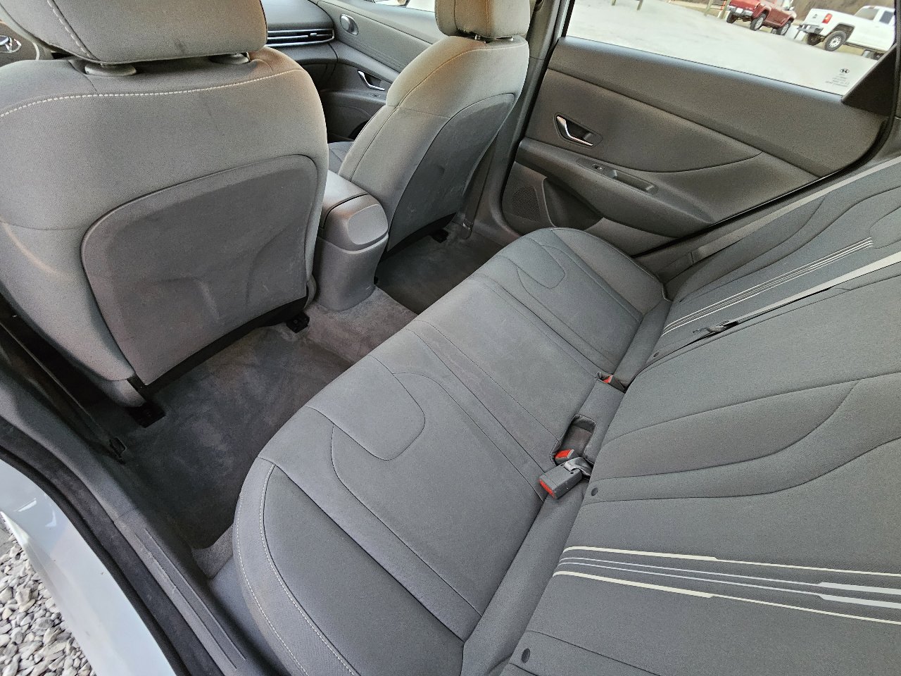 Used 2022 Hyundai Elantra SEL image 21