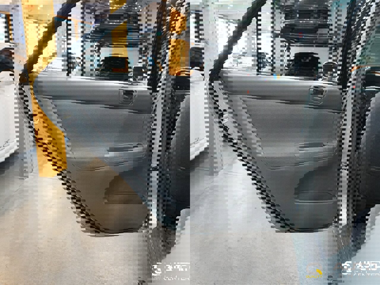 Used 2003 Toyota Camry LE image 20