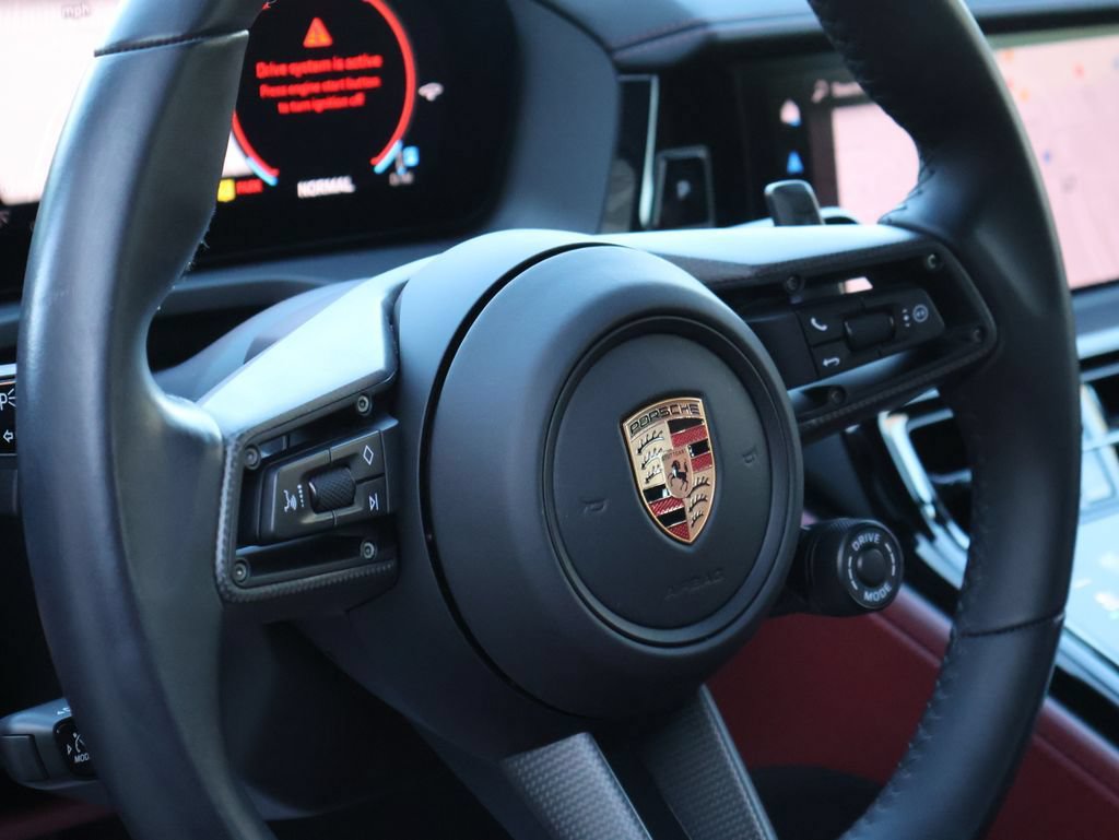 Certified 2025 Porsche Panamera GTS AWD/4WD image 22
