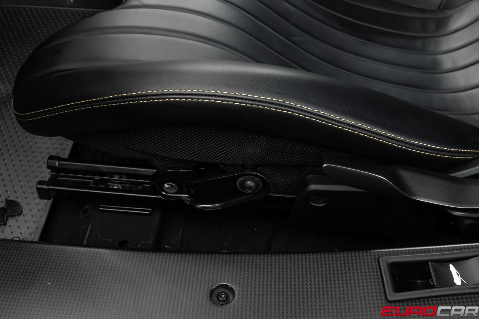 Used 2020 Ferrari 488 Pista Coupe RWD image 55