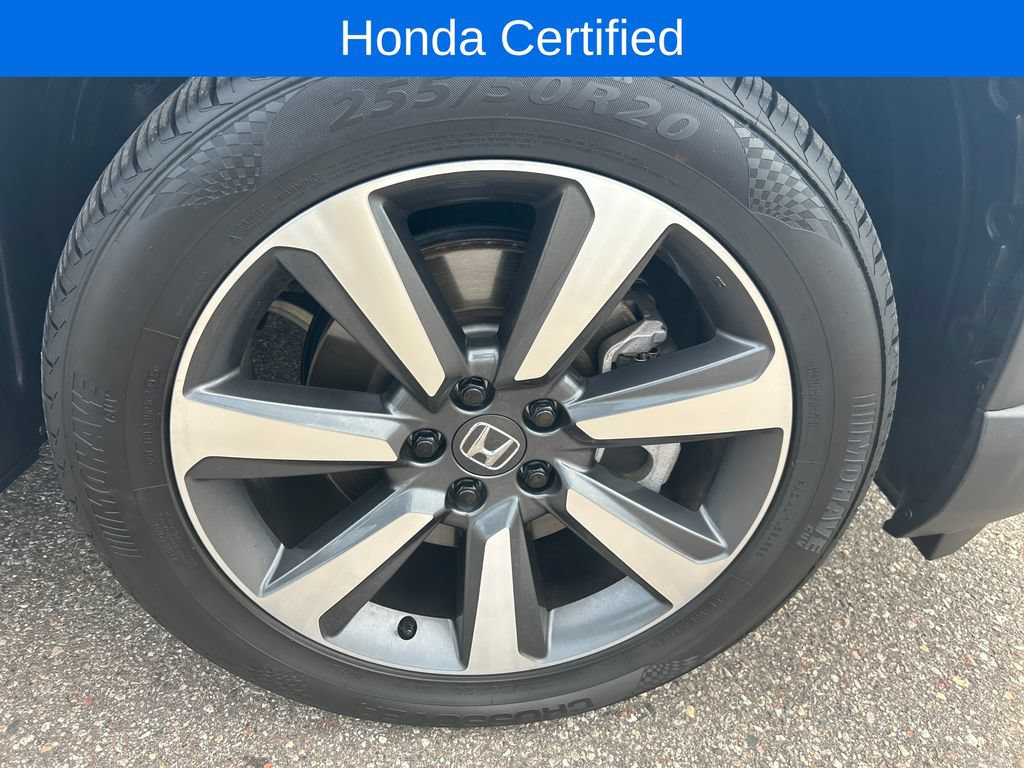 Certified 2023 Honda Pilot Touring image 10