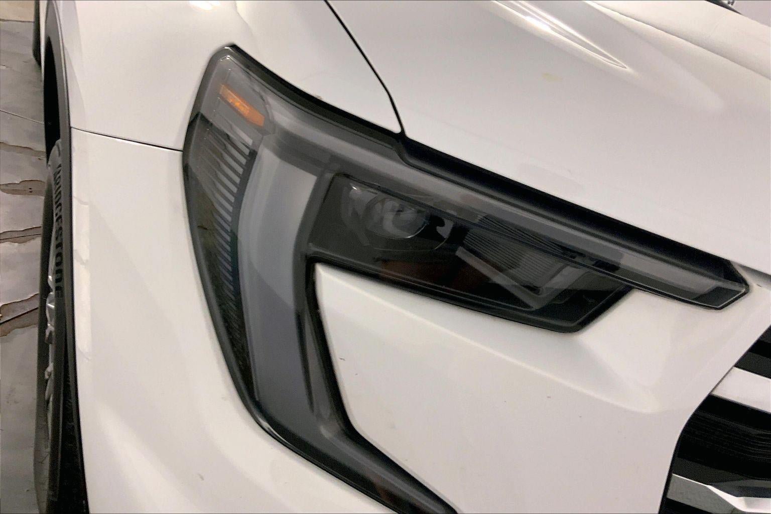 Used 2025 GMC Acadia Elevation FWD image 28