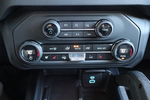 New 2025 Ford Bronco Badlands AWD/4WD image 11