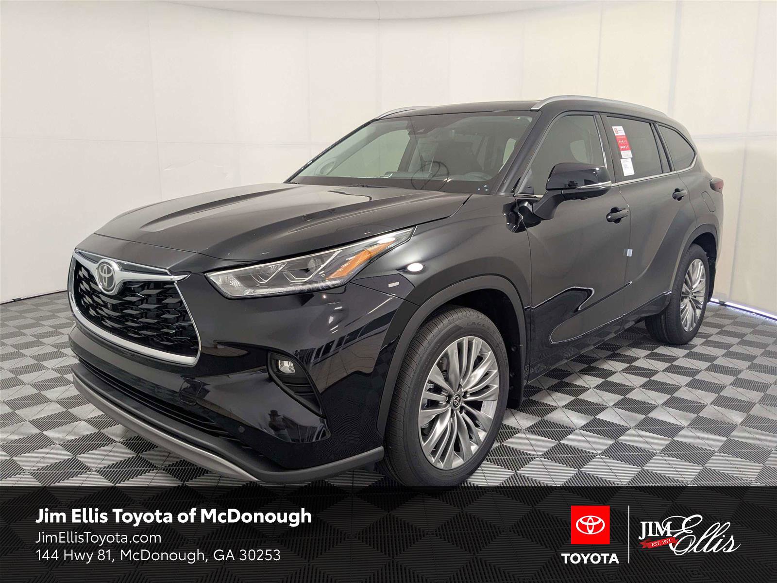 New 2026 Toyota Highlander Platinum AWD/4WD image 1