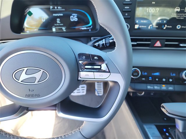 New 2025 Hyundai Elantra Sport image 24