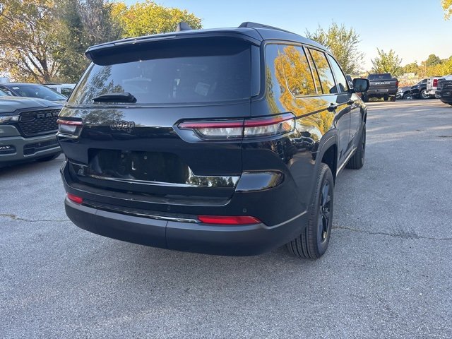 New 2025 Jeep Grand Cherokee L Altitude image 10