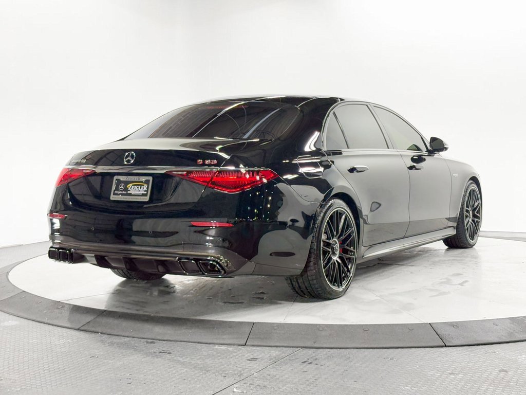 Used 2024 Mercedes-Benz S 63 AMG S w/ Carbon Fiber Exterior Package image 36