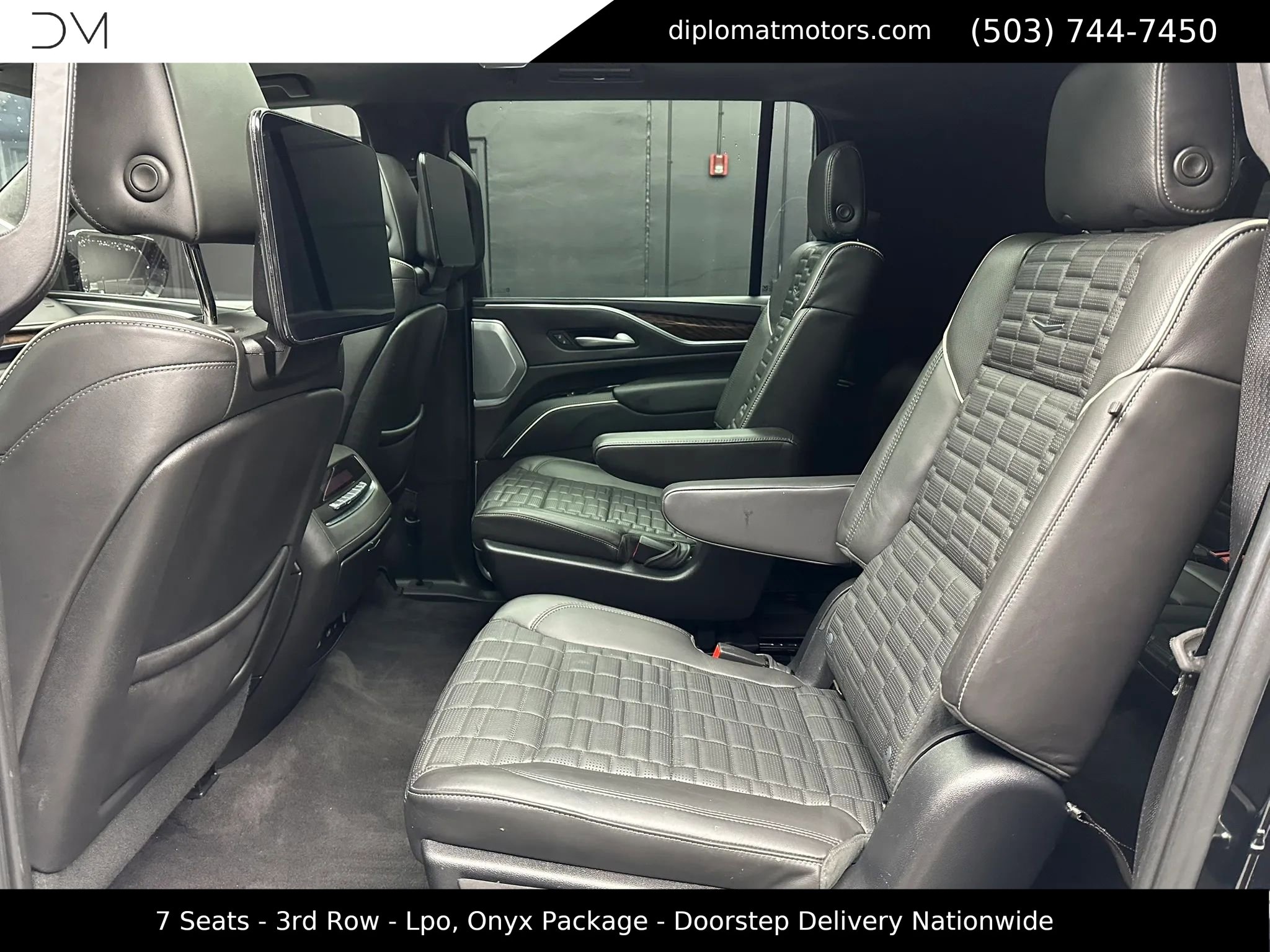 Used 2023 Cadillac Escalade ESV Sport Platinum w/ LPO, ONYX Package AWD/4WD image 24