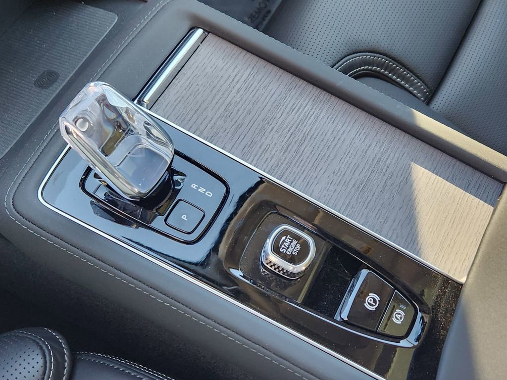 New 2026 Volvo XC90 T8 Ultra w/ Lounge Package image 10