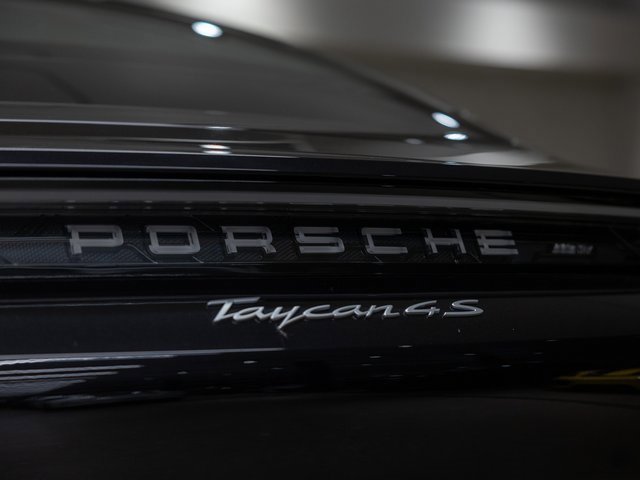 New 2025 Porsche Taycan 4S image 19