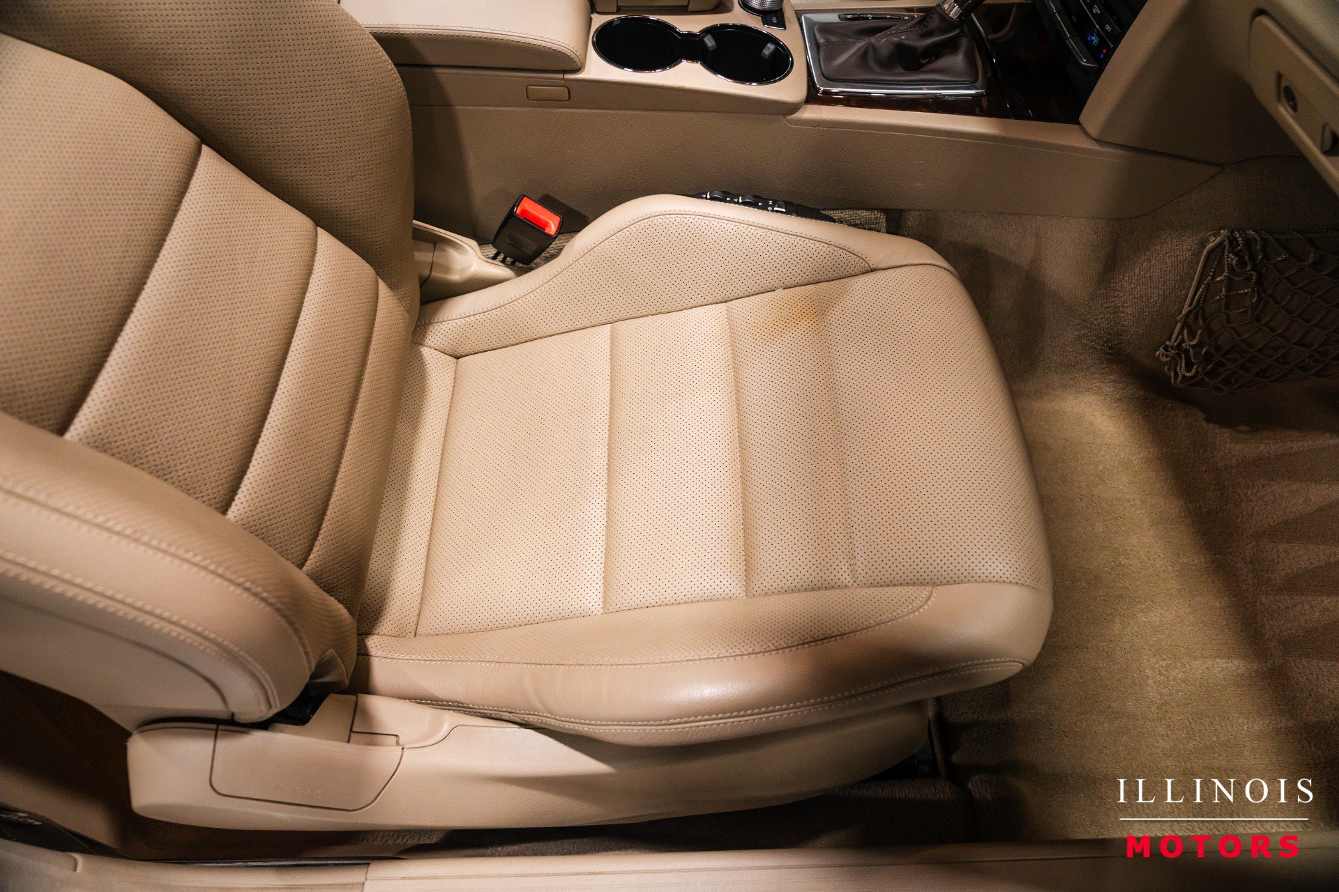 Used 2011 Mercedes-Benz E 550 Cabriolet image 30