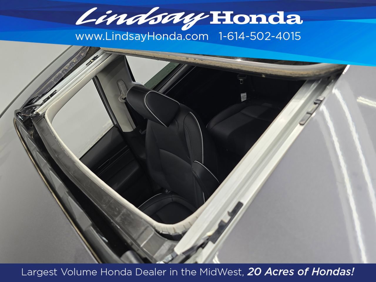 Used 2025 Honda Odyssey Touring image 16
