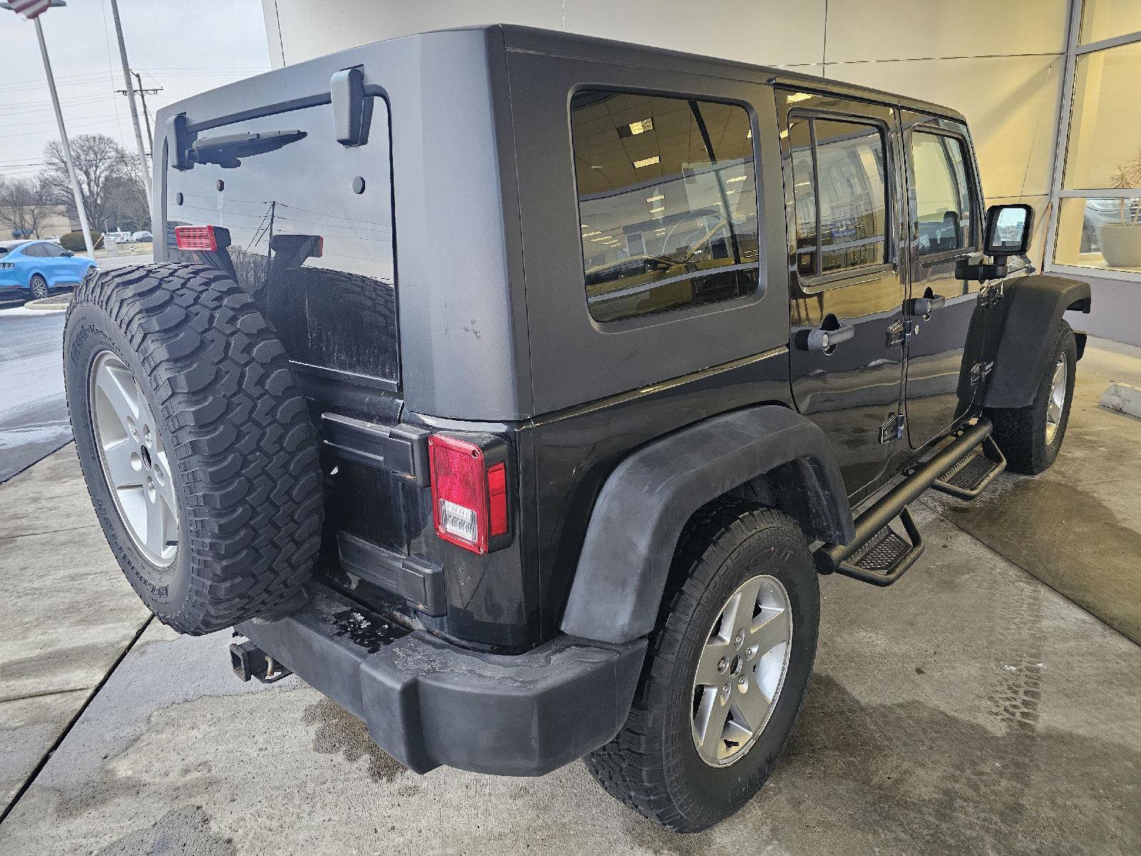 Used 2010 Jeep Wrangler Unlimited Rubicon w/ Dual Top Group image 5