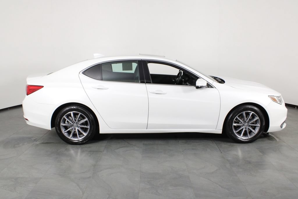 Used 2020 Acura TLX FWD image 11