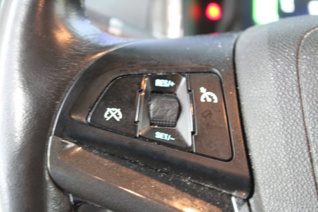 Used 2015 Chevrolet Volt FWD image 16