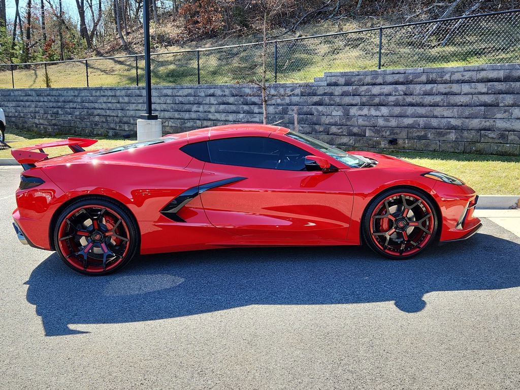 Used 2021 Chevrolet Corvette Stingray Preferred Cpe w/ Chrome Exterior Badge Package image 10