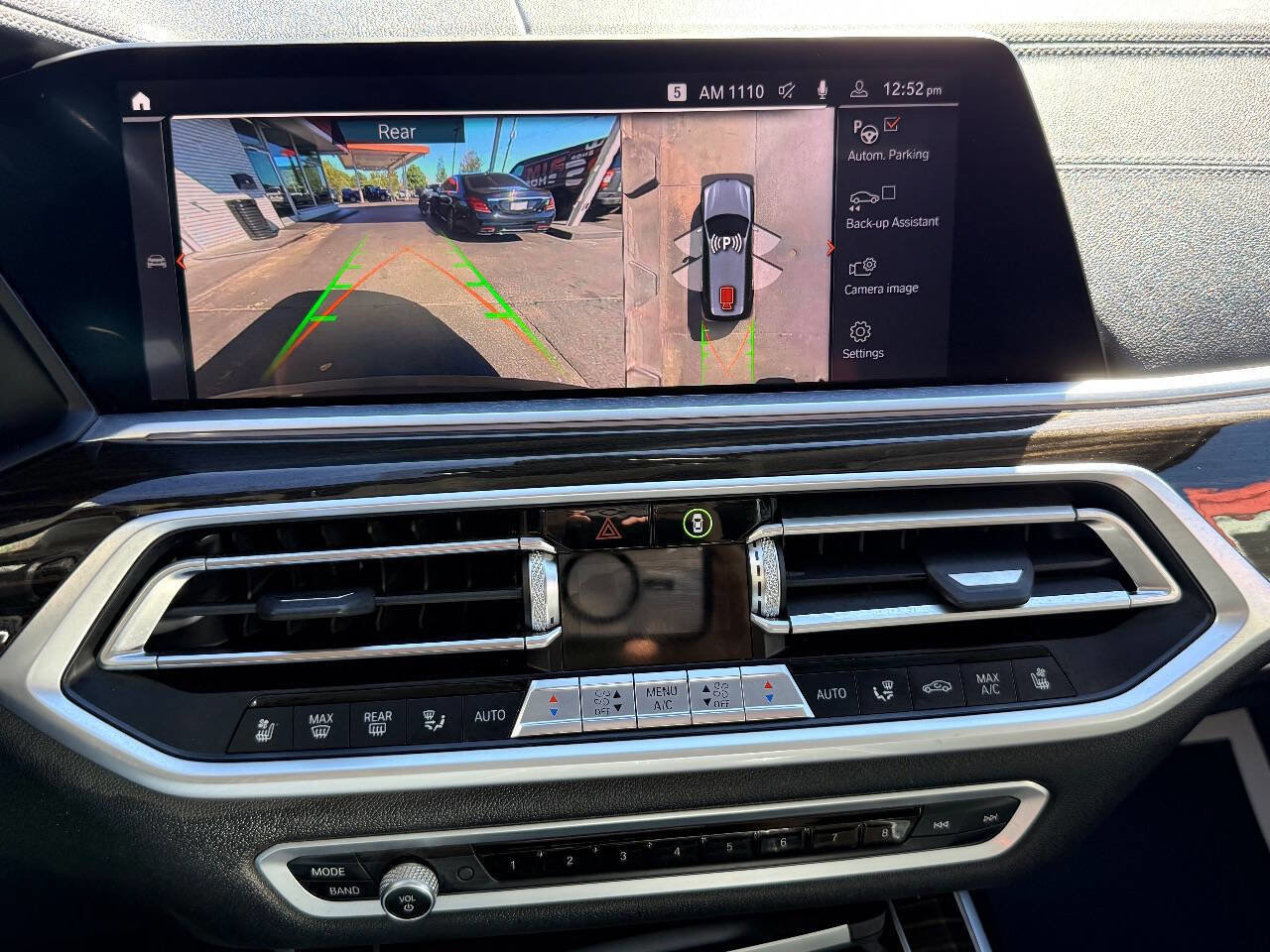 Used 2020 BMW X7 xDrive40i w/ Luxury Seating Package image 23