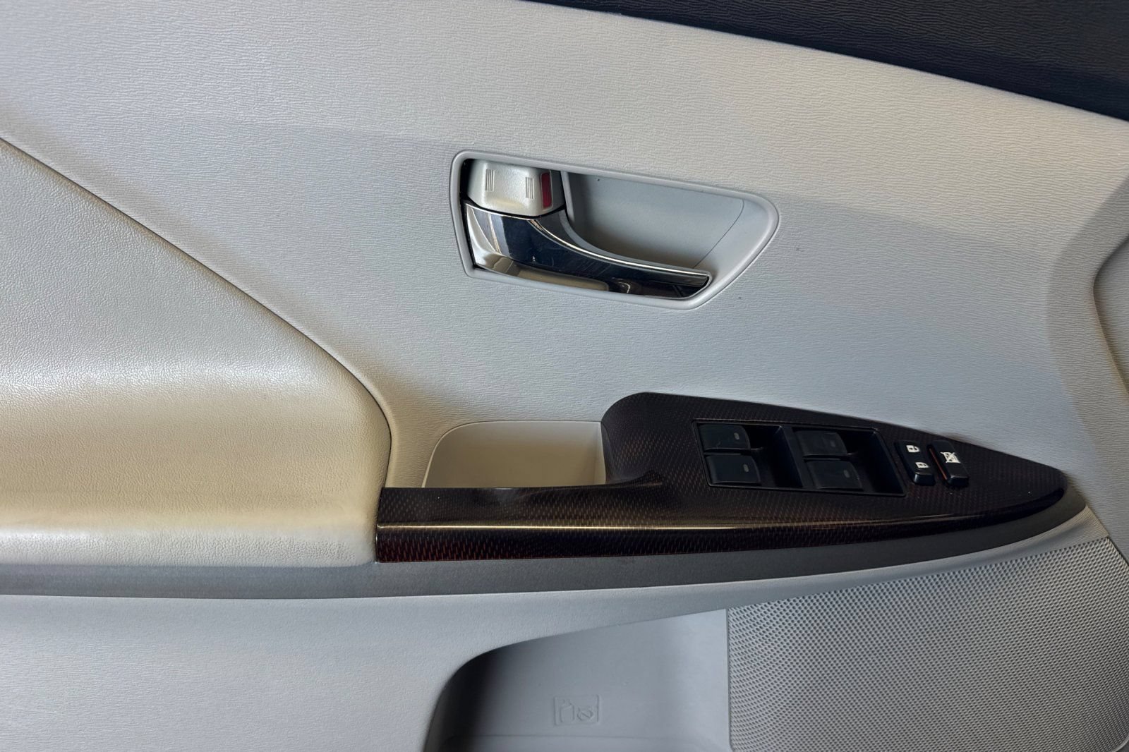 Used 2011 Toyota Venza FWD image 11