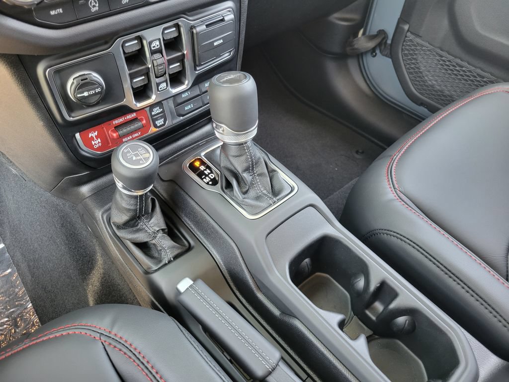 New 2026 Jeep Gladiator Rubicon AWD/4WD image 16