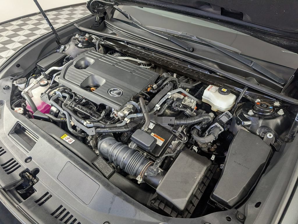 Used 2022 Lexus ES 300h Ultra Luxury w/ Protection Package (P3) FWD image 35