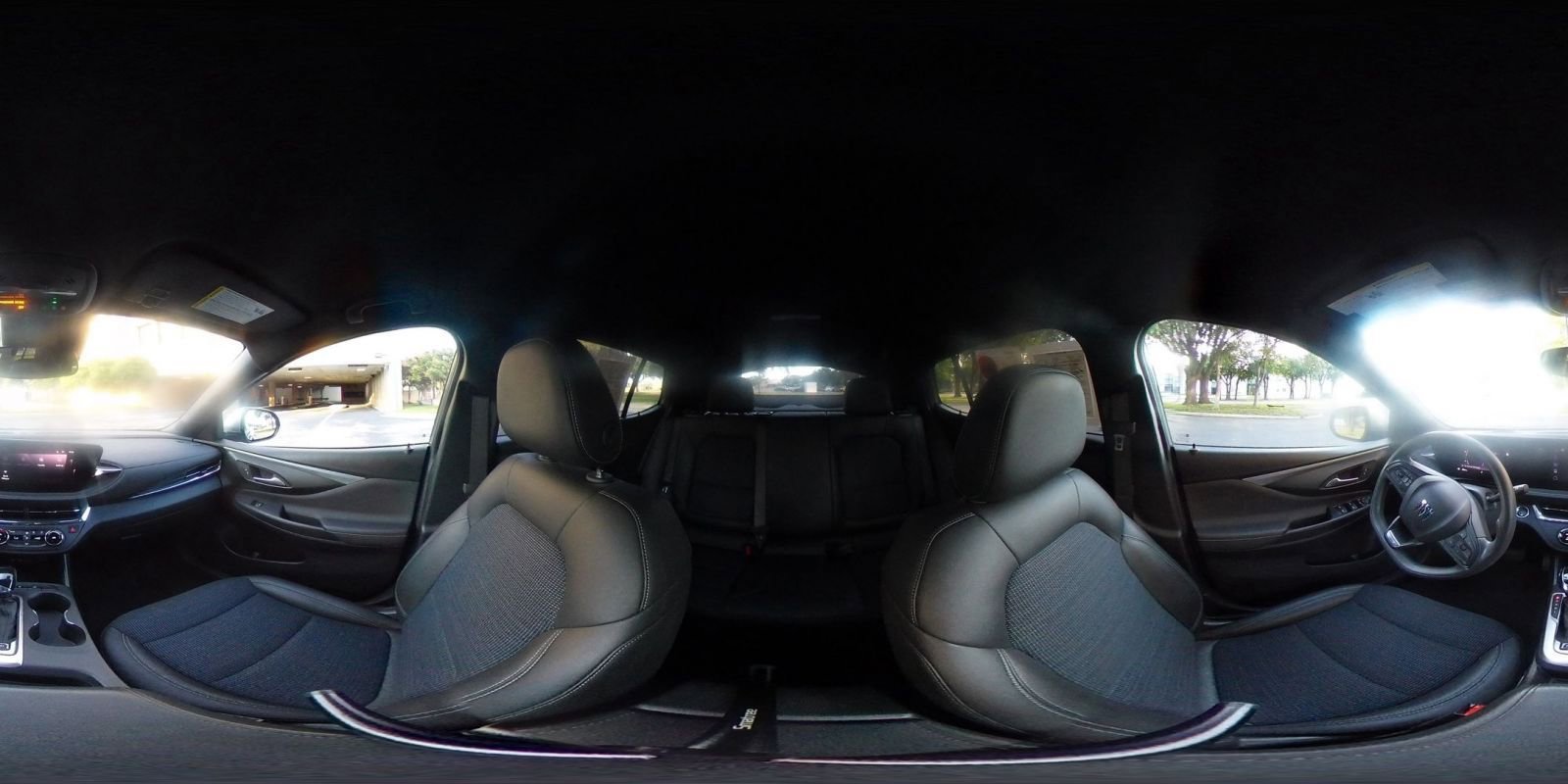 Used 2025 Buick Envista Preferred FWD image 37