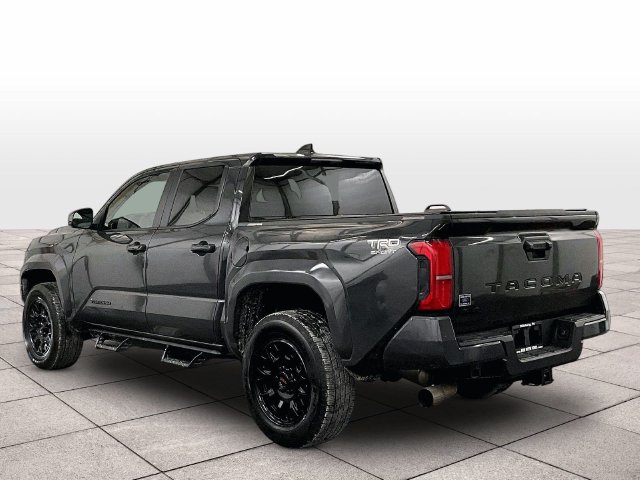 Used 2025 Toyota Tacoma TRD Sport AWD/4WD image 10